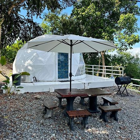 Gunung Medan Glamping & Cafe Hotel Kangar Kültér fotó